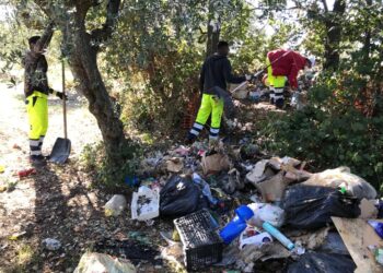 Fossacesia, due tonnellate di rifiuti abbandonati nell’area artigianale di Sterpari