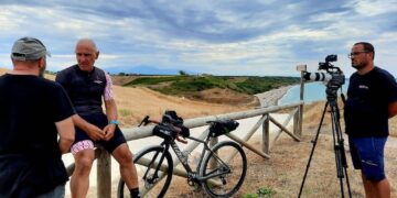 Marco Saligari porta in tv i percorsi ciclabili nella Riserva di Punta Aderci