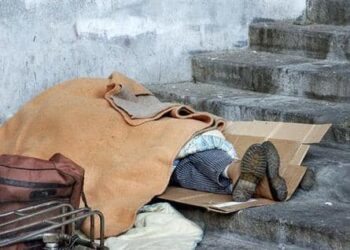 Ri-scalda la notte, da Ikea Chieti la raccolta di coperte per i senzatetto