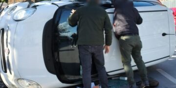 Due incidenti in due ore: auto ribaltata all’ingresso del viadotto Histonium e scontro sulla SS16