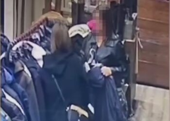 Contro il taccheggio un negozio pubblica il video del furto subito