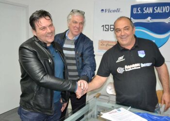 «Ci mancherà la tua lealtà», nella chiesa di San Giuseppe l’ultimo saluto a Castaldo