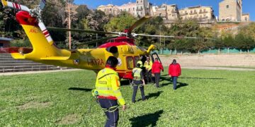 Colpito da malore mentre fa jogging, vani i soccorsi con l’elicottero
