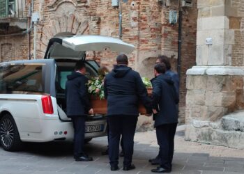 «Ciao dottore, uno di noi: la tua vita è stata un dono»