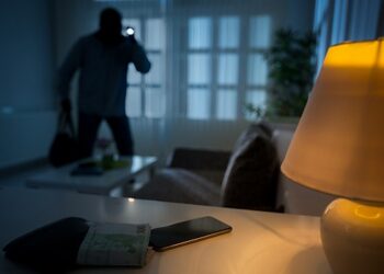 Ondata di furti in città, nell’ultimo mese oltre dieci case svaligiate