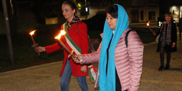 Dalla sofferenza alla rinascita: in un documentario la storia di Somayyeh, afghana rifugiata in Italia