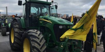 Giornata del ringraziamento Coldiretti, a Vasto sfilata e benedizione dei trattori