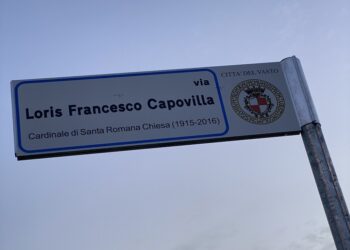 Strada intitolata a monsignor Capovilla: «È stato un punto di riferimento prezioso per la città»