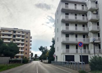 Razzia a San Salvo Marina: appartamenti depredati, i ladri portano via anche i mobili