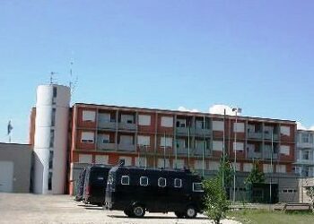 ‘Ndrangheta, dal carcere di Lanciano il boss gestiva la cosca con un cellulare