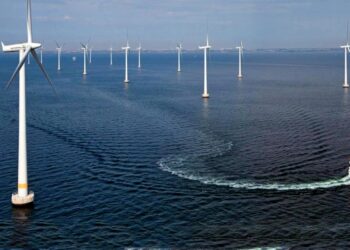 Offshore, spunta un altro progetto: 120 torri eoliche nel mare da Montenero di Bisaccia a Campomarino