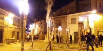 Dalla “notte dei tempi” a oggi: gli ancestrali riti del fuoco che segnano la rinascita nel Vastese
