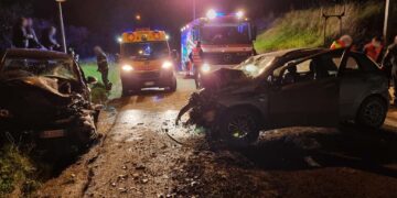 Scontro tra due auto sulla Sp “San Tommaso”, due feriti