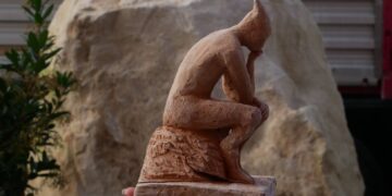 I ragazzi del liceo artistico al lavoro per il progetto Fiabosco Academy