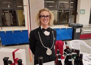 Nel mercato Santa Chiara al via la due giorni dedicata a vino e prodotti tipici