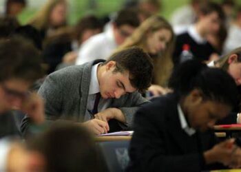 Hubruzzo e Rati rinnovano l’esperienza del Debate nelle scuole abruzzesi