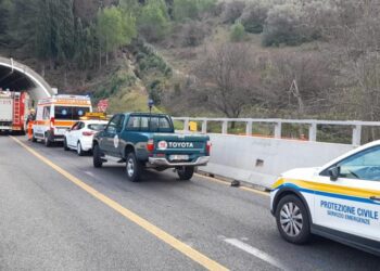 Simulazione d’incidente autostradale: esercitazione tra 118 ed enti di soccorso