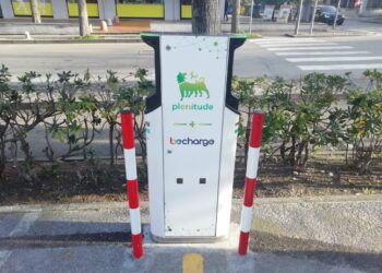 Attive le colonnine per i veicoli elettrici in piazza Frassati