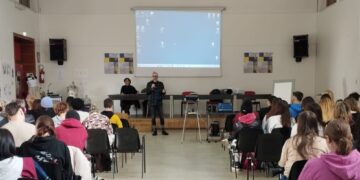 Il designer della Fabi Shoes Francesco D’Autilio ospite degli studenti frentani