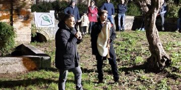 A Fonte Nuova i canti di Natale con la zampogna di Jacopo Pellicciotti