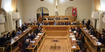 Il maxi-emendamento di fine anno porta doni: i contributi per Comuni e associazioni del Vastese