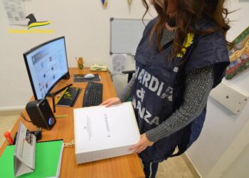 Coupon per le visite venduti online senza fattura: medico incassa 80mila euro