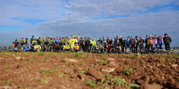 In sella per salutare il nuovo anno: la pedalata dei ciclisti vastesi