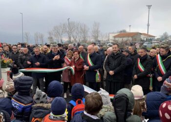 A Palmoli inaugurata la nuova scuola: «Una struttura che significa futuro»