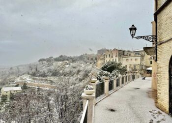 Neve, scuole chiuse nel Vastese e nella Frentania. Situazione in miglioramento