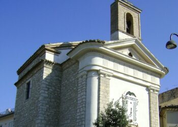 Furto nella chiesa di San Rocco: trafugate ostie e arredi sacri