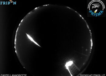 Bolide di San Valentino, la rete Prisma: «Traiettoria da Bari a Matera»