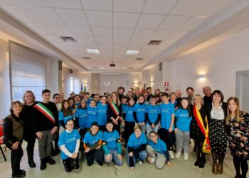 La solidarietà al centro del consiglio comunale dei ragazzi, De Nicolis: «Da loro idee importanti»