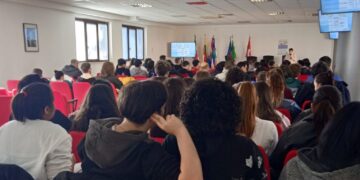 Salute e vaccini, quattro incontri per gli studenti del Da Vinci-De Giorgio