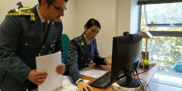 Riceve 24.500 euro di reddito di cittadinanza con false dichiarazioni: 30enne denunciata