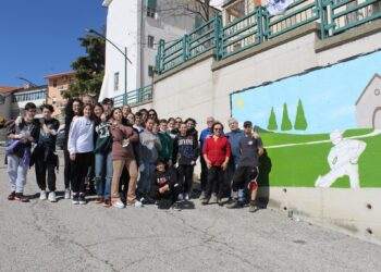 “L’Altro e Noi”, tre nuovi murales realizzati tra le vie del borgo