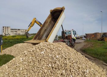Iniziati a San Salvo i lavori per riempire le voragini all’incrocio Pilkington/Tecnopack