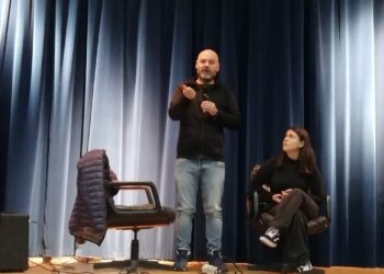 «Non voglio che le mafie si prendano il mio futuro», Ciro Corona incontra gli studenti del Classico