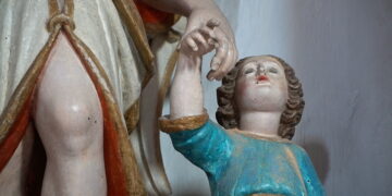 Povera chiesa di San Michele tra furti e statue tarlate