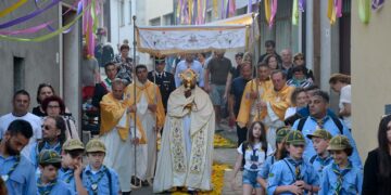 A Carunchio torna la suggestiva infiorata e festeggia la 20ª edizione