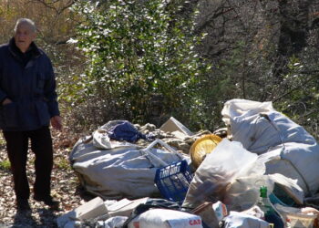 La strada di Zimarino disseminata di discariche: c’è anche l’eternit a contatto col terreno