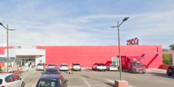 Rubano cosmetici nel centro commerciale, rintracciati e denunciati dai carabinieri