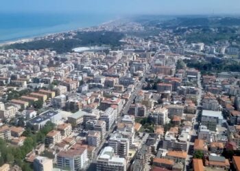 Nuova Pescara, la fusione dei tre comuni slitta al 2027