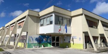 Nuovi infissi ed efficientamento energetico alla scuola Peluzzo