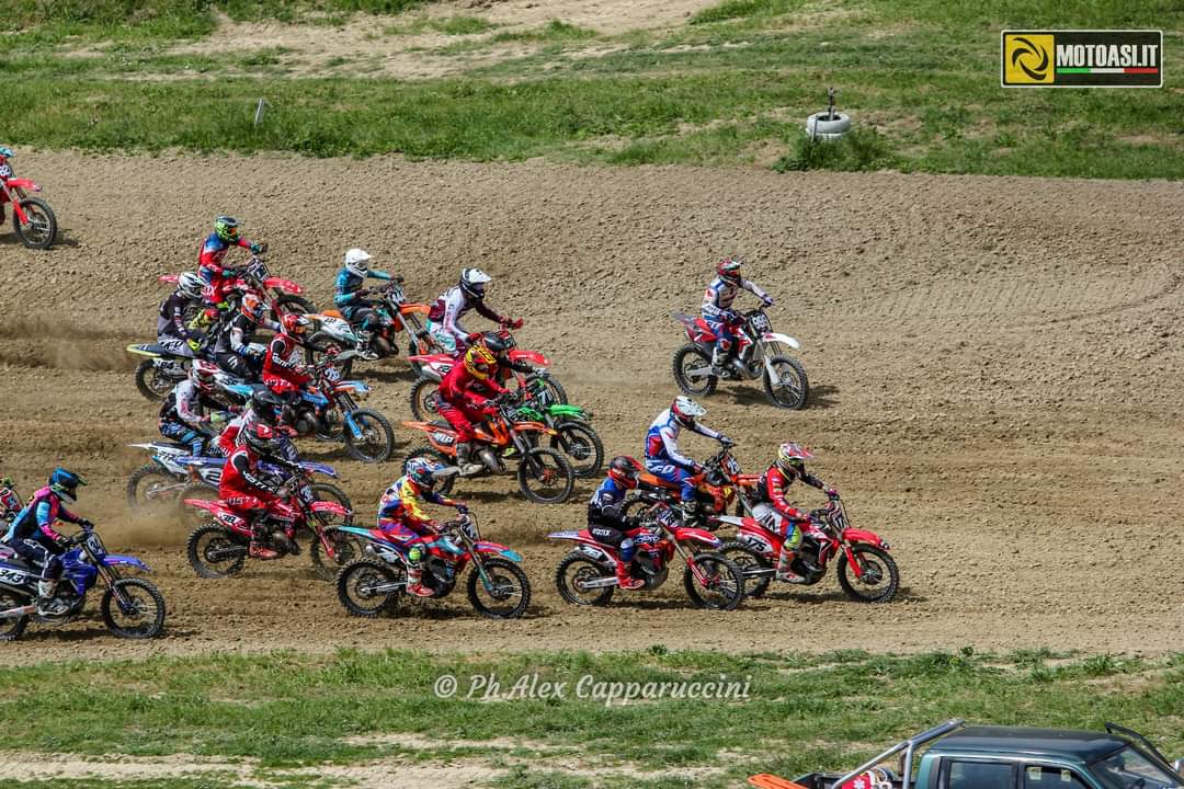 Dcc Racing DDC Racing Team: Supermoto e motocross, per Di Cicco e i suoi “fratelli ...