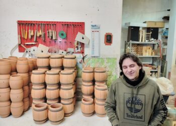 «Ceramica tradizione di famiglia, ma per darle un futuro tutto il settore deve unire le forze»