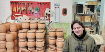 «Ceramica tradizione di famiglia, ma per darle un futuro tutto il settore deve unire le forze»