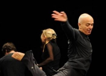 “Bomb Voyage” chiude il cartellone Contemporaneo al Fenaroli