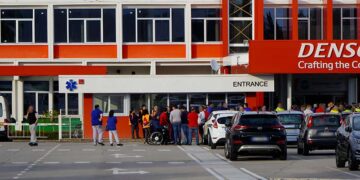 Denso, allarme incendio in fabbrica, operai evacuati