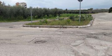 «San Salvo, tra via Ripalta e via di Montenero sempre più buche pericolose»