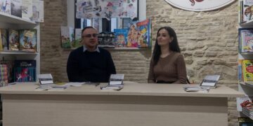 Papà e figlio oltre le maldicenze: “Il padre di Roccaluna”, il nuovo libro di Valeria Masciantonio